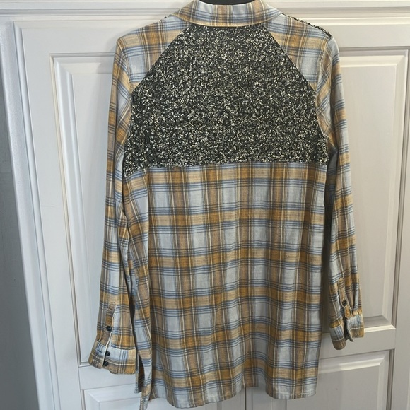 Free People flannel with sequins - Picture 4 of 5